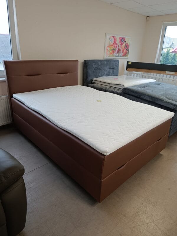 Dvigulė lova 140x200 su patalynės dėže, čiužiniu ir antčiužiniu
